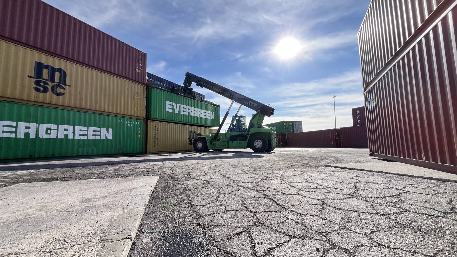 Transport de vrac par bennes ou par citernes Marseille Bouches-du-Rhône